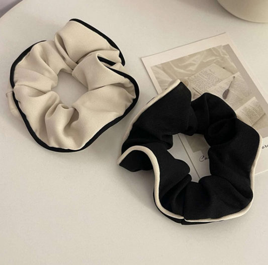 2pcs Contrast Piping Scrunchie