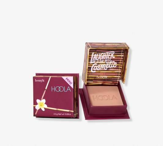 Holla Bronzer by Benefit